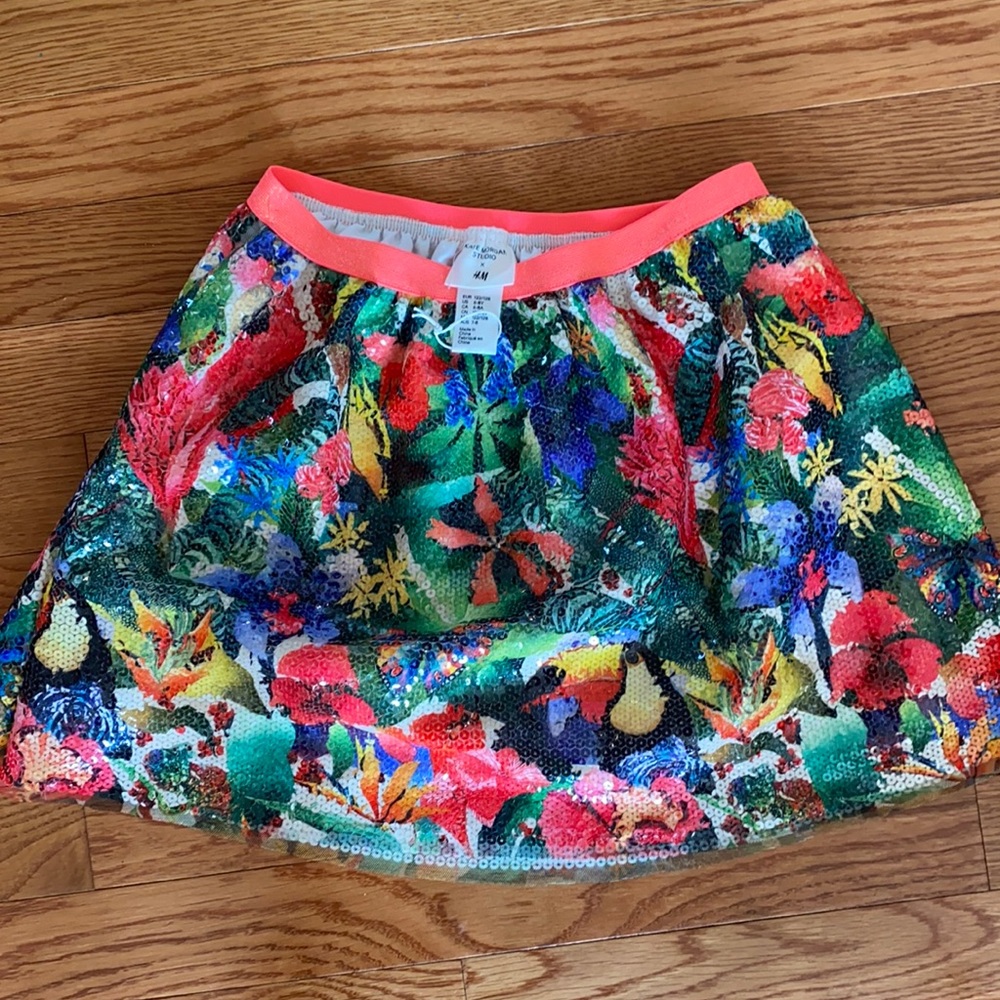 H&M Kate Morgan studio collar. Sequence skirt size 6-8Y lined skirt